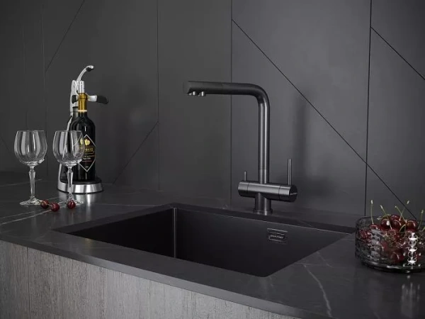 Paulmark Смеситель для кухни SKALEN, вороненая сталь, 213020-GM